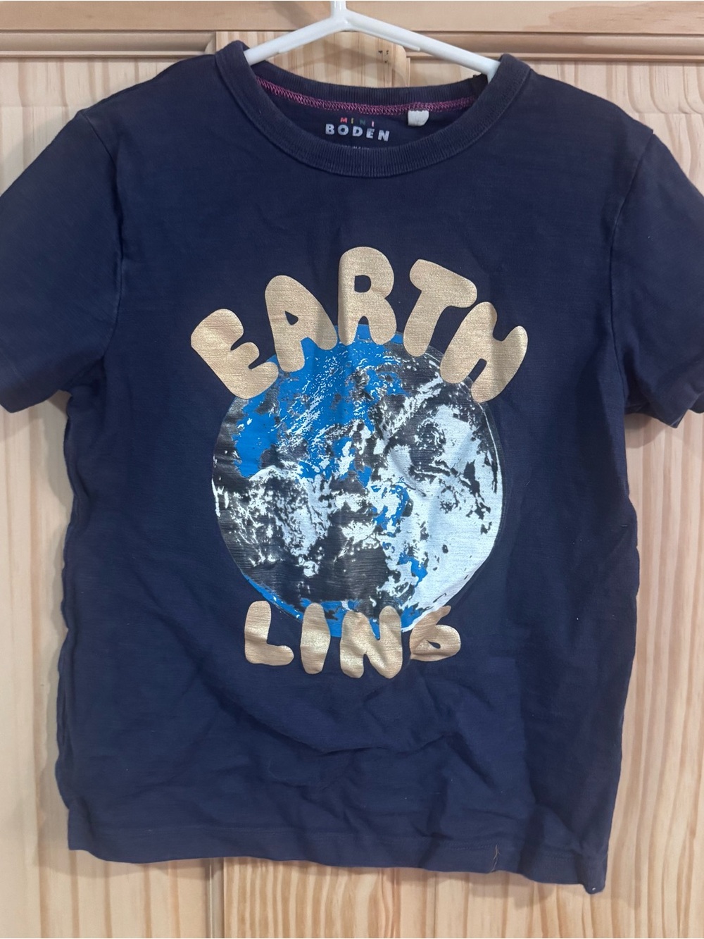 Mini‎ Boden Navy Short Sleeve Shirt Gold 'EARTH LINGS' Blue Planet 7-8 years